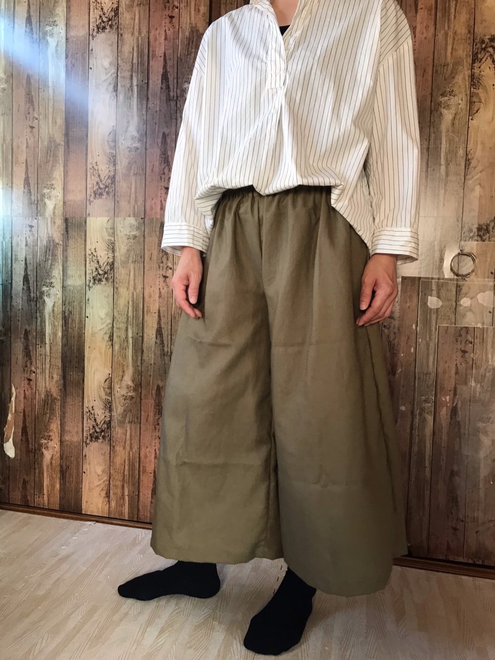 MOCAのおかーたん ガウチョパンツ リネン100% ハンドメイド MOCAのおかーたん様専用 リネン ガウチョパンツ ハンドメイド パンツ