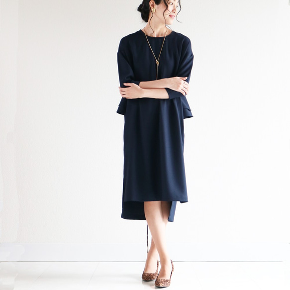 【ネイビー】インポートフォーマル生地バックぺプラムコクーンワンピース♥ 1枚目の画像
