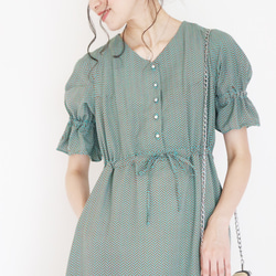 新款【人字紋】暗綠x駝色長版印花洋裝♥ 第3張的照片