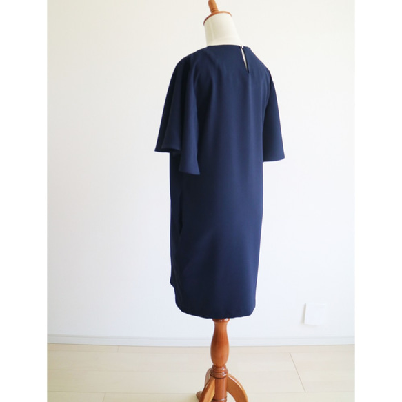 新色【藏青色】斗篷袖繭型廓形連衣裙 第5張的照片
