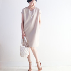 夏季新品【米色】V領後拉鍊蓋袖連身裙☆ 第3張的照片