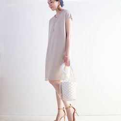 夏季新品【米色】V領後拉鍊蓋袖連身裙☆ 第5張的照片