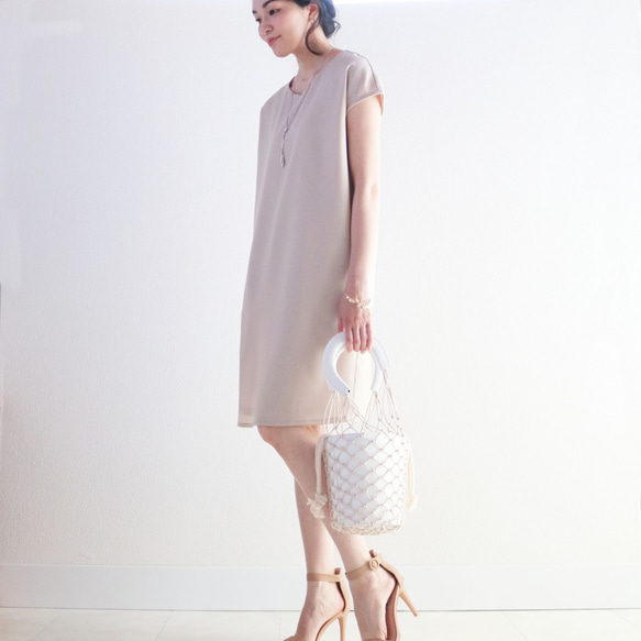 夏季新品【米色】V領後拉鍊蓋袖連身裙☆ 第5張的照片