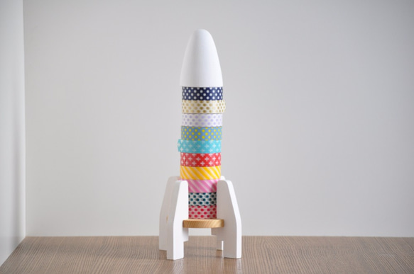【冬限定色】ロケット型マスキングテープホルダー『白色』 2枚目の画像