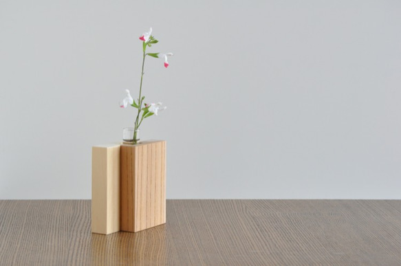 一輪挿し　『双』そう　送料別　ゆうパック発送 1枚目の画像