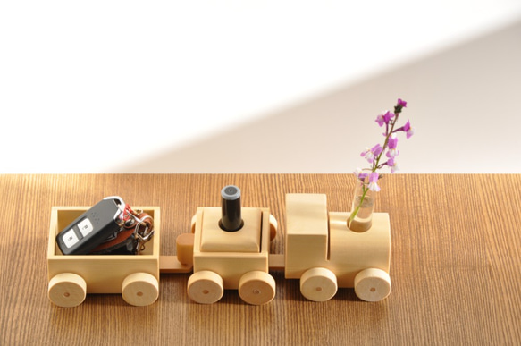 一輪挿し『汽車』きしゃ　　キーケース＆印鑑置き　玄関口前駅停車～　一人暮らしの方へ 1枚目の画像