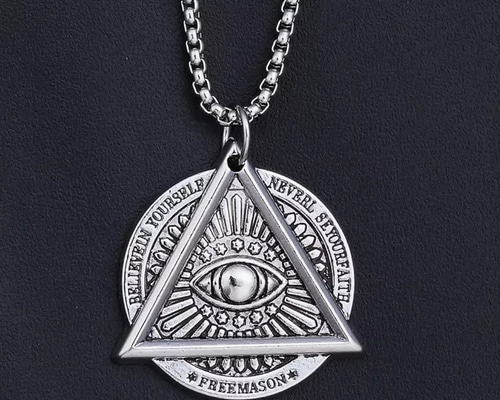 7*L様 プロビデンスの目10kダイヤモンドペンダント 7*L様 プロビデンスの目10kダイヤモンドペンダント Binich フリー