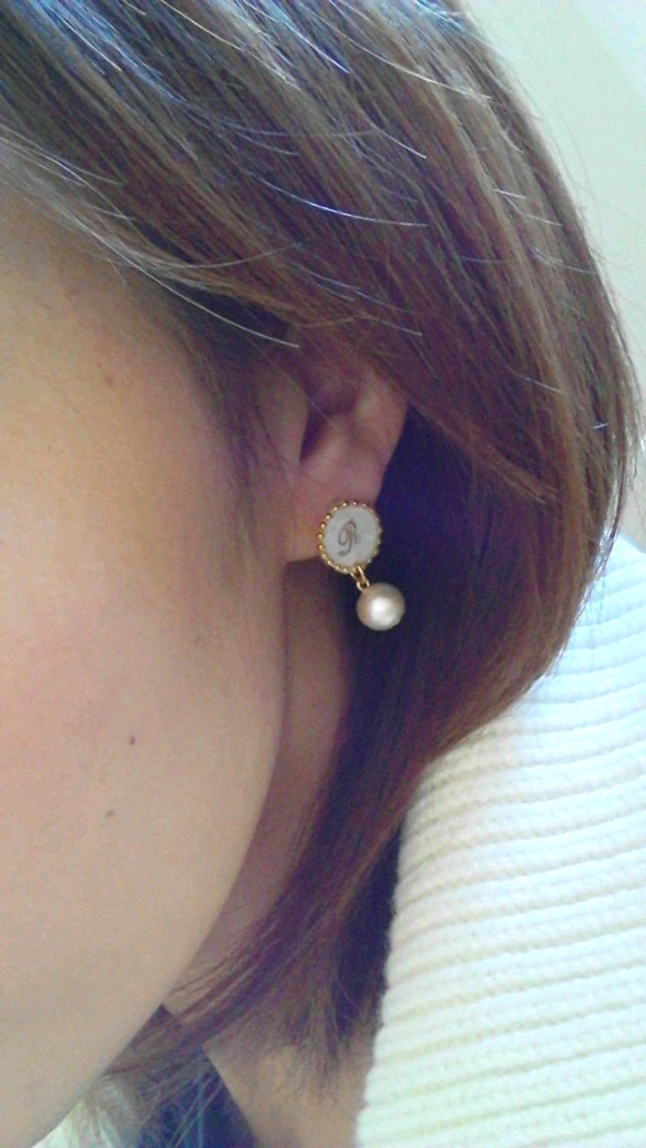 イニシャル入り☆circlea　pierced earring and pearl 4枚目の画像