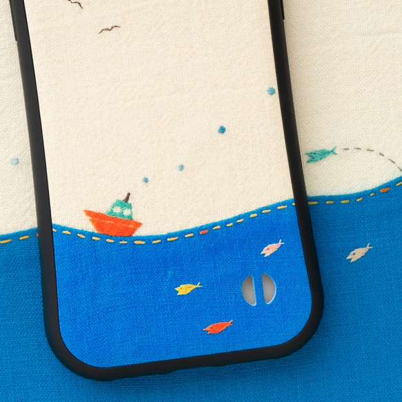 海にゆこうよ！ スマホケース　✶ iPhone15 SE3 SE2 グリップケース 春 ブルー ✶ 3枚目の画像