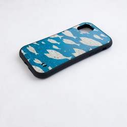 海に潜ろう！ スマホケース　✶ iPhone15 SE3 SE2 グリップケース ブルー 魚 夏 ✶ 4枚目の画像