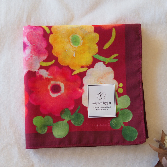 可用作圍巾的水彩手帕“非洲菊” 第1張的照片