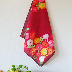 可用作圍巾的水彩手帕“非洲菊” 第2張的照片