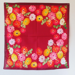 可用作圍巾的水彩手帕“非洲菊” 第4張的照片