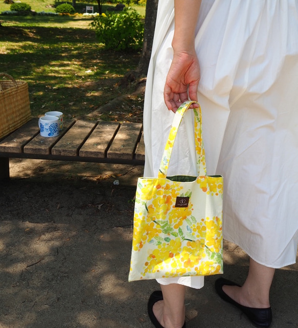 小號手提袋“ Mimosa” 第2張的照片