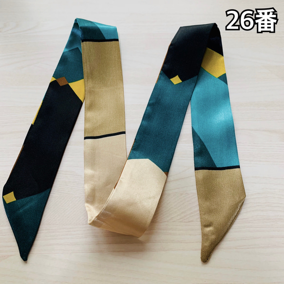 【26番】スカーフ ツイリー バッグスカーフ ツイリースカーフカーフ リボンチャーム 2枚目の画像