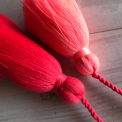 コットン糸のタッセルロープ(ピンクオレンジ) 2枚目の画像
