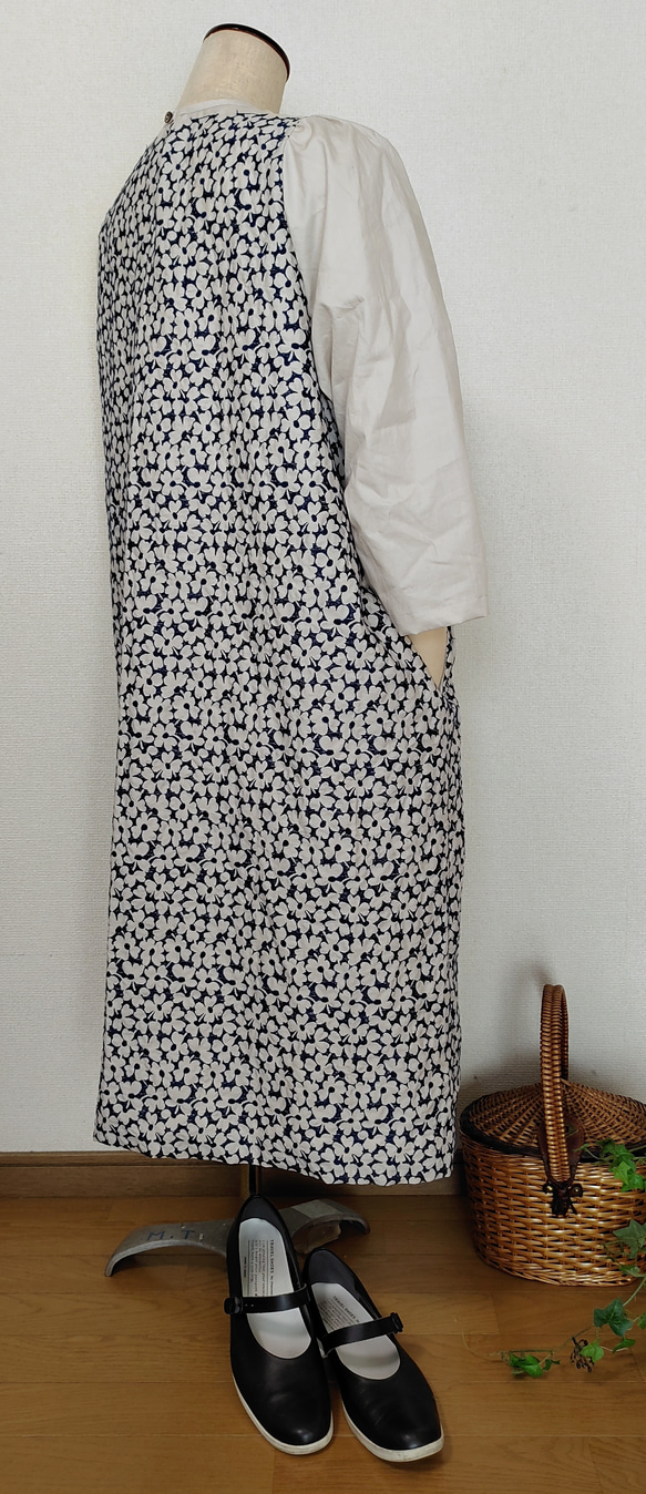 new꙳★*ﾟ 袖ふんわり 総刺繍  ワンピース 両サイドポケットあり 6枚目の画像