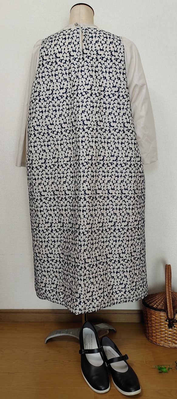 new꙳★*ﾟ 袖ふんわり 総刺繍  ワンピース 両サイドポケットあり 7枚目の画像