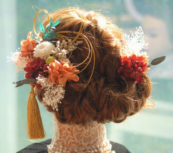 成人式 髪飾り　水引き＆金箔　柔らかオレンジのお花セット　タッセル　プリザーブドフラワー　着物　卒業式　ヘッドドレス　 1枚目の画像
