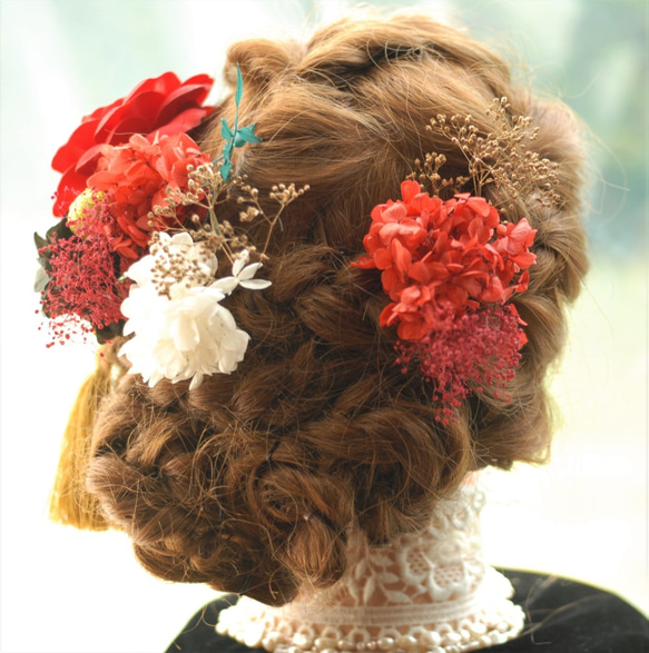 成人式 髪飾り　椿の髪飾り　プリザーブドフラワー　着物　卒業式　ヘッドドレス 4枚目の画像