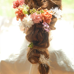 成人式 髪飾り　ふんわりオレンジとピンクのお花のセット　プリザーブドフラワー　着物　卒業式　ヘッドドレス　和　卒業式 4枚目の画像