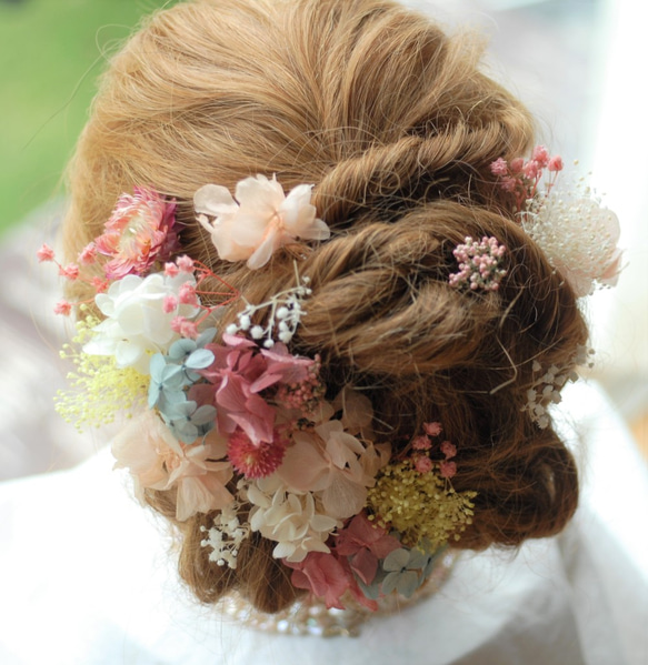 成人式 髪飾り 小花とカスミソウのヘッドドレス　　ドライフラワー　プリザーブドフラワー　結婚式　和装 5枚目の画像