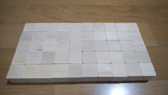 青森ひばのアロマキューブ2.5㎝　50ピース 1枚目の画像