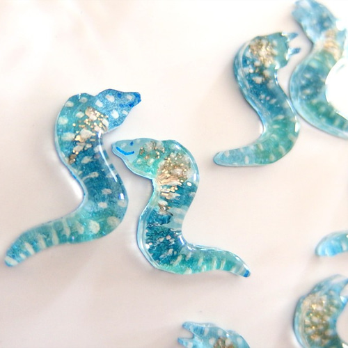 ウツボのピアス ☆海の生き物シリーズ☆ うつぼ 海水魚 熱帯魚