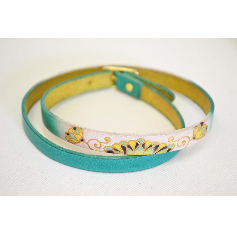 手描友禅染の革バングル「菊唐草」エメラルド