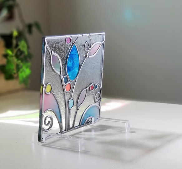 Square Glass "Windowsill with art" 第5張的照片