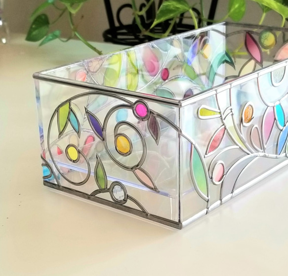 Order: Glass art Tissue case 　 Spring Banquet 第3張的照片