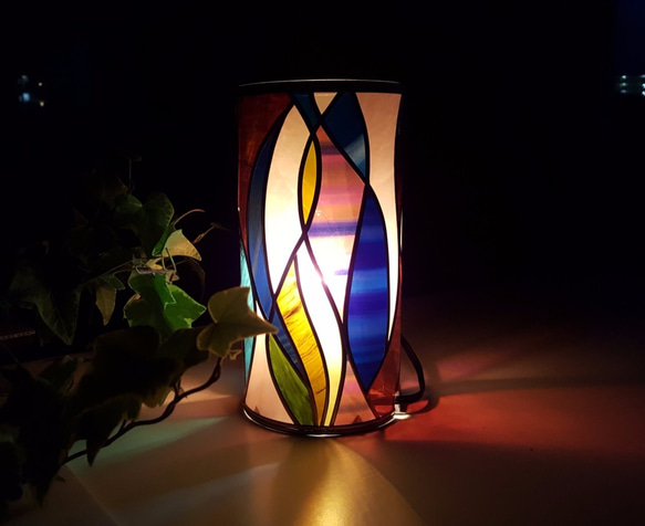 Glass art desk lamp "Japanese Modern" 第8張的照片