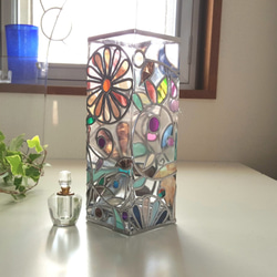 訂單：「花蔓藤花紋」方形玻璃花瓶 第2張的照片