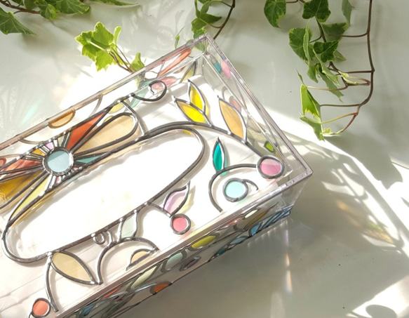 Order: Glass art Tissue case 　 Spring Banquet 第3張的照片