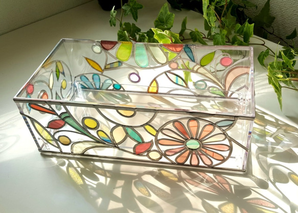 Order: Glass art Tissue case 　 Spring Banquet 第5張的照片