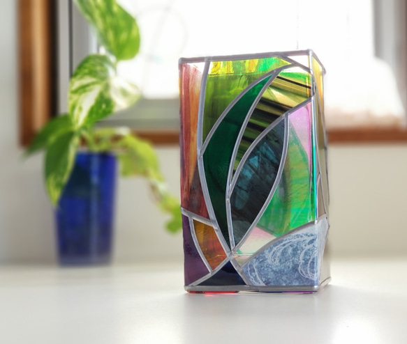 Glass Vase Rectangle “Tinker Bell Forest” 第6張的照片