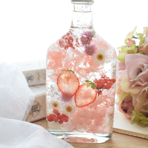 ハーバリウム～strawberry～ ハーバリウム・植物標本 花結 通販  