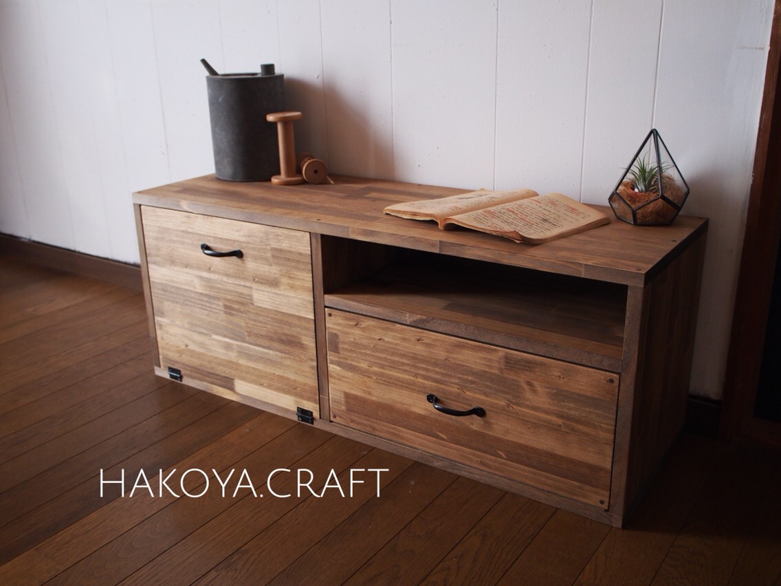 ハンドメイド　Whiteシャビーな3ドロワテレビ台　140 ハンドメイドWhiteシャビーな3ドロワテレビ台140