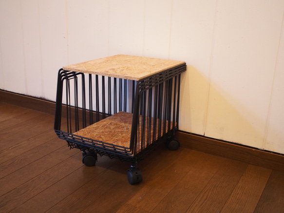 71.Iron BasketWagon キャスター付き キッチンワゴン/キャンプ/アウトドア/アイアン 4枚目の画像