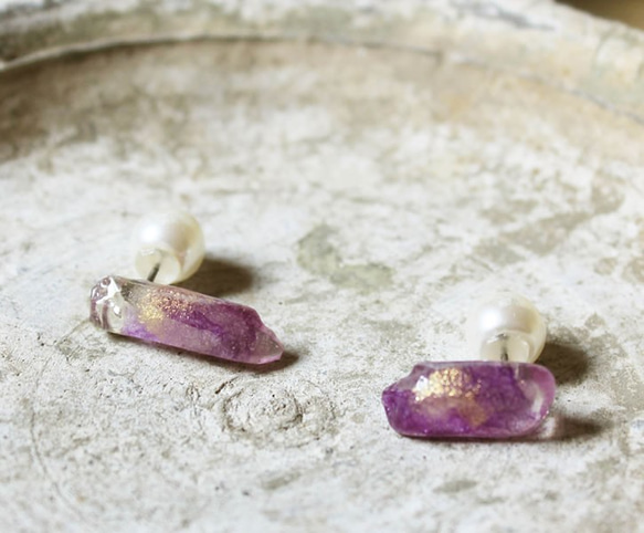 粗切礦石穿孔【紫色】鈦 第1張的照片