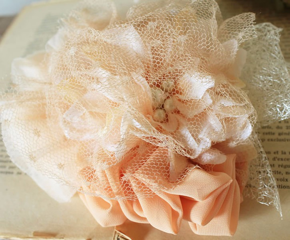 ウェディングヘッドドレス：apricot flower 4枚目の画像