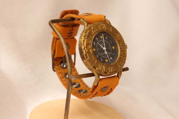 手工手錶 Via Ostiensis（十字架復古時鐘古董錶殼黑色和棕色） 第3張的照片