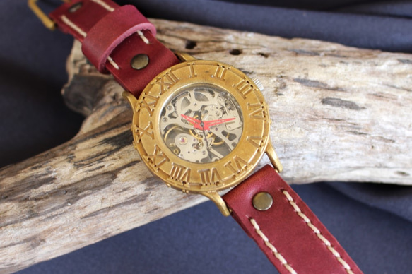 機械式手作り腕時計　Via Ostiensis(十字架レトロ時計 アンティークケース Red)  / メンズ、レディース 6枚目の画像