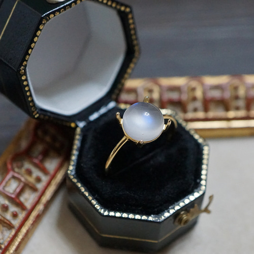 希少【8mm】ロイヤルブルームーンストーンRing〈18kgp〉 指輪 希少【8mm】ロイヤルブルームーンストーンRing〈18kgp〉 指輪