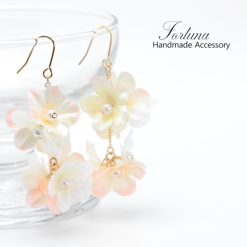 お花揺れる~春色~(417) ピアス/イヤリング/ノンホールピアス/樹脂 