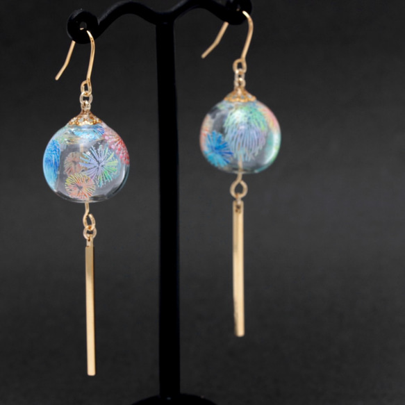 風鈴~花火~(564) ピアス/イヤリング/ノンホールピアス/樹脂ピアス 1枚目の画像