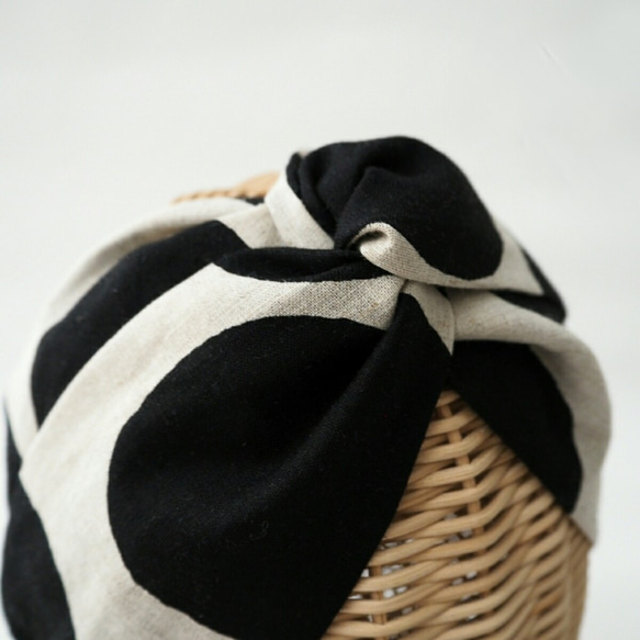 為圓點愛好者製作的頭巾（結）☆棉麻大圓點 第4張的照片