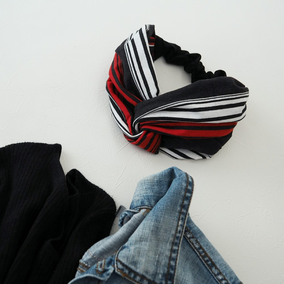頭髮頭巾（結）☆針織的條紋的邊界紅色x木炭灰色 第1張的照片
