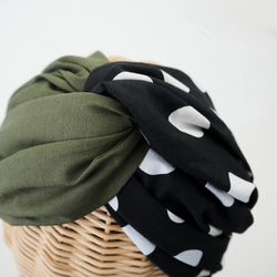 寬針織頭巾（繫帶）☆卡其色 x 黑色 x 波點 第6張的照片