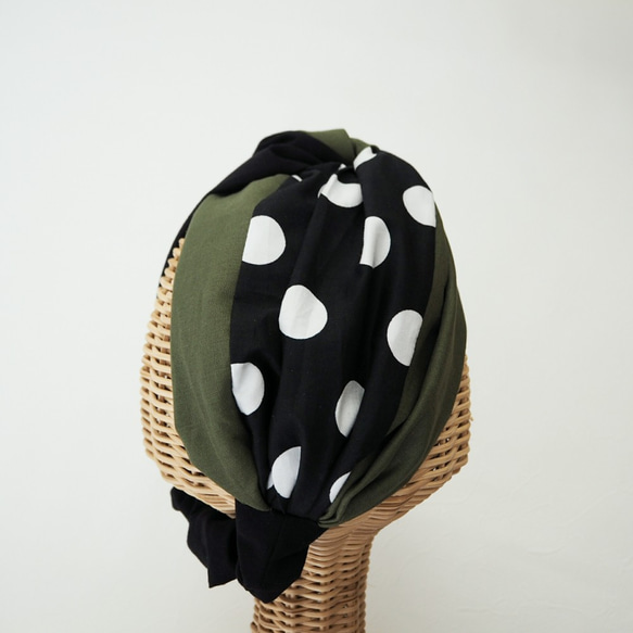 寬針織頭巾（繫帶）☆卡其色 x 黑色 x 波點 第8張的照片